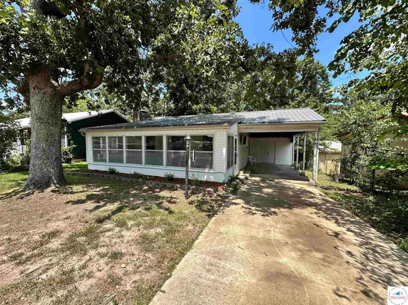 19967 Lakeview Ave, Warsaw, MO 65355