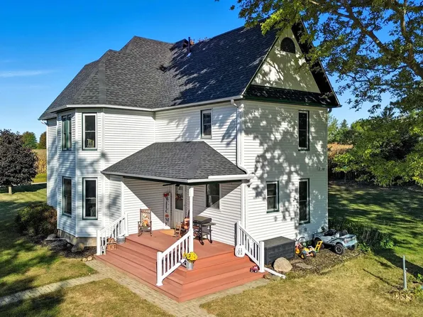 913 2nd Ave N, Albany, IL 61230