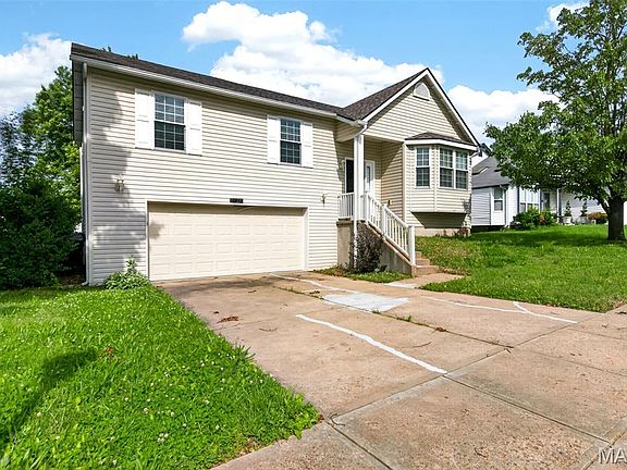 2nd image of 14459 Williamsburg Manor Dr