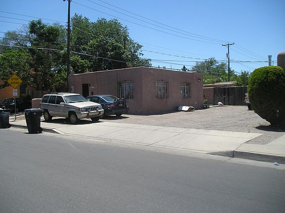 2nd image of 2810 Silver Ave SE