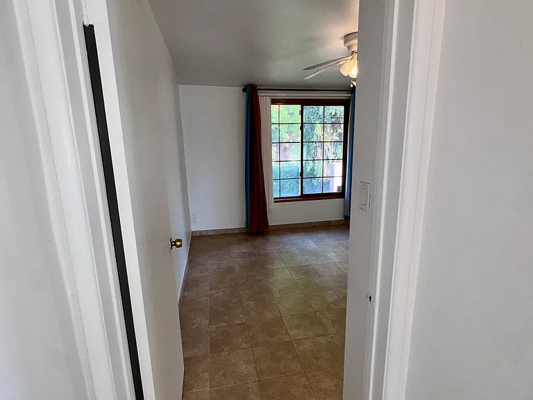 4022 Vista Ct #GUEST HOUSE — Photo 9