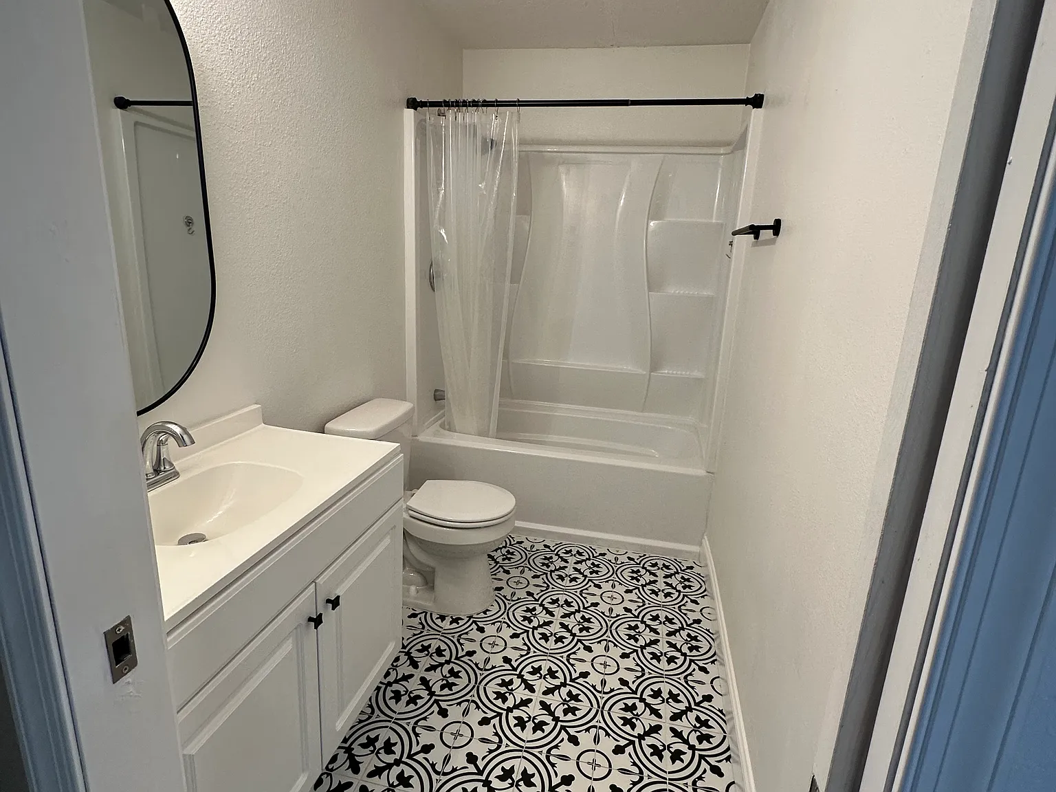1 bed, 450 sqft, $1,400 — Photo 4