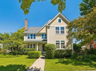152 Ranney Ave, Vernon Hills, IL 60061