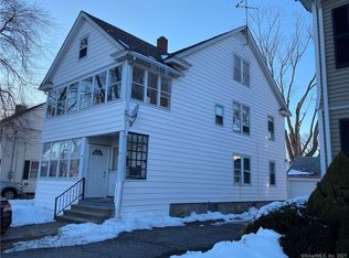 82 Laurel Pl, Bridgeport, CT 06604
