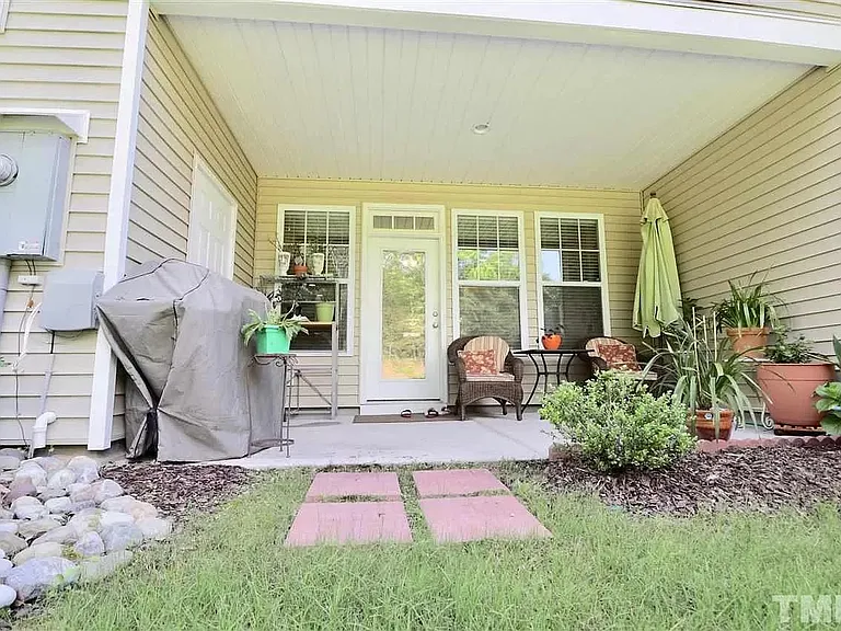 4148 Vallonia Dr — Photo 19