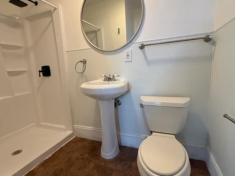 59 Pitman St #2 — Photo 17