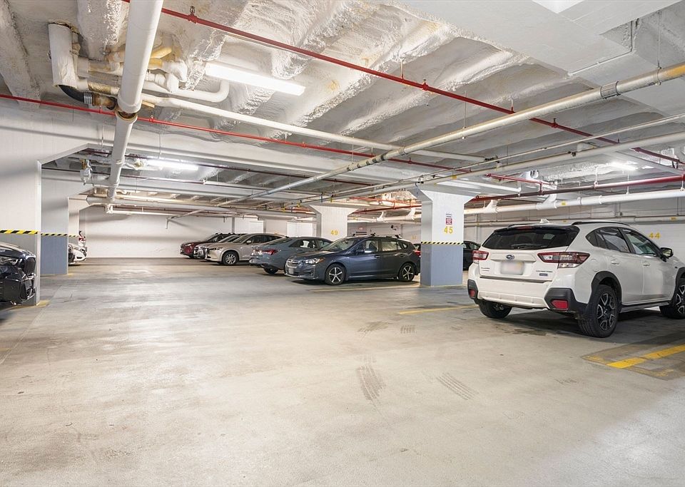 1st image of 12 Stoneholm St Ph 1