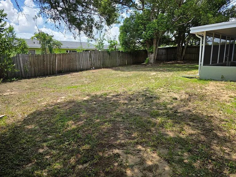 3 Spring Lane Way — Photo 2