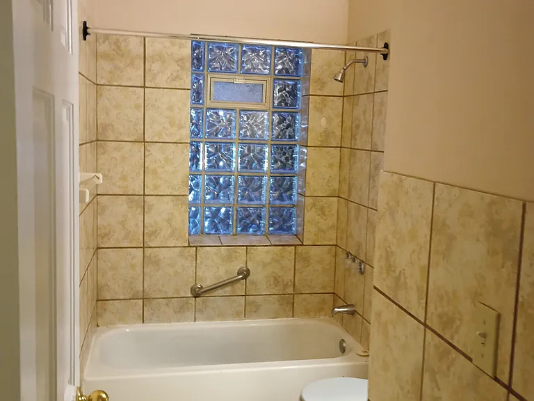 1475 Crawford Rd #4 — Photo 7