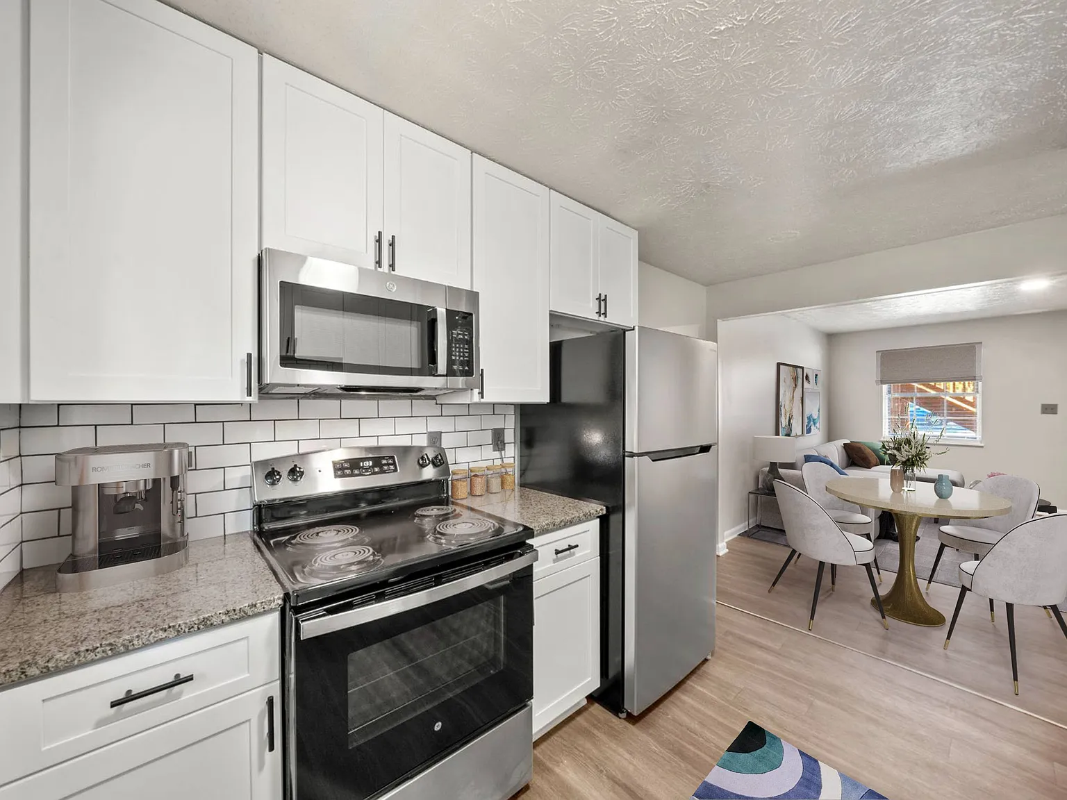 Woodland Falls Apartments — Photo 3