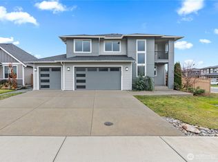 Elk Run At Chinook Meadows, Buckley, WA 98321