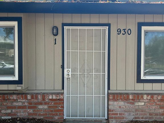 2nd image of 930 Carro Dr #1