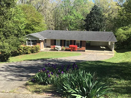 256 Cavalier Rd Photo 1