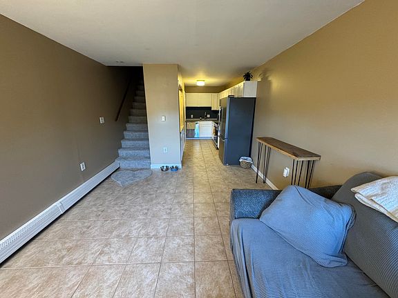 3rd image of 35 Mathews Avenue #33