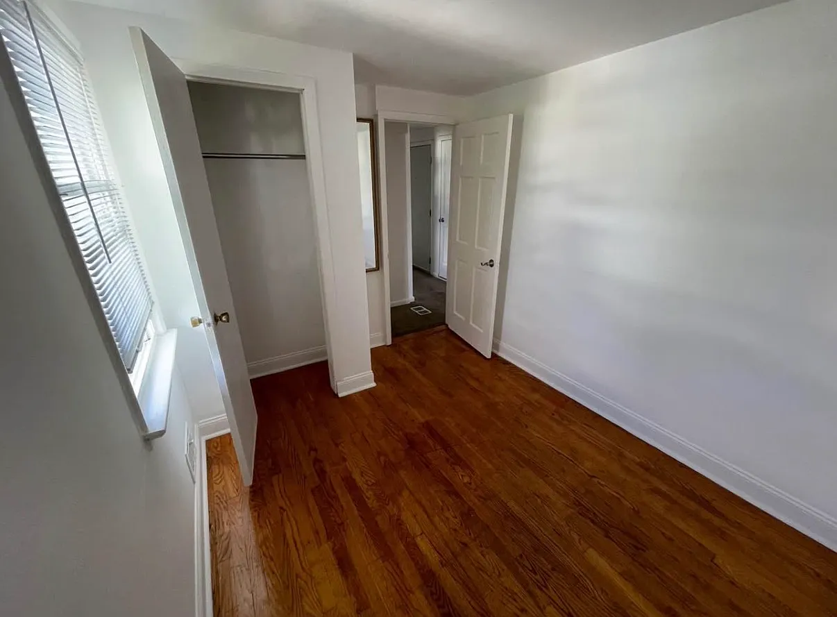 2 bed, $2,200 — Photo 3