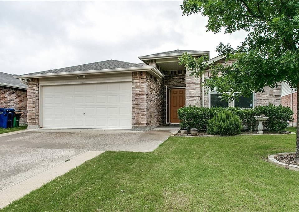 1st image of 305 Butch Cassidy Dr