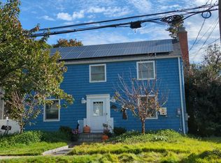 96 Blakeman Pl, Stratford, CT 06615