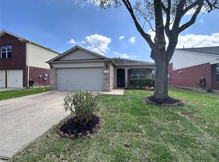 10307 Logan Bridge Ln, Sugar Land, TX 77498