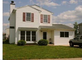 65 Three Rivers Dr, Newark, DE 19702