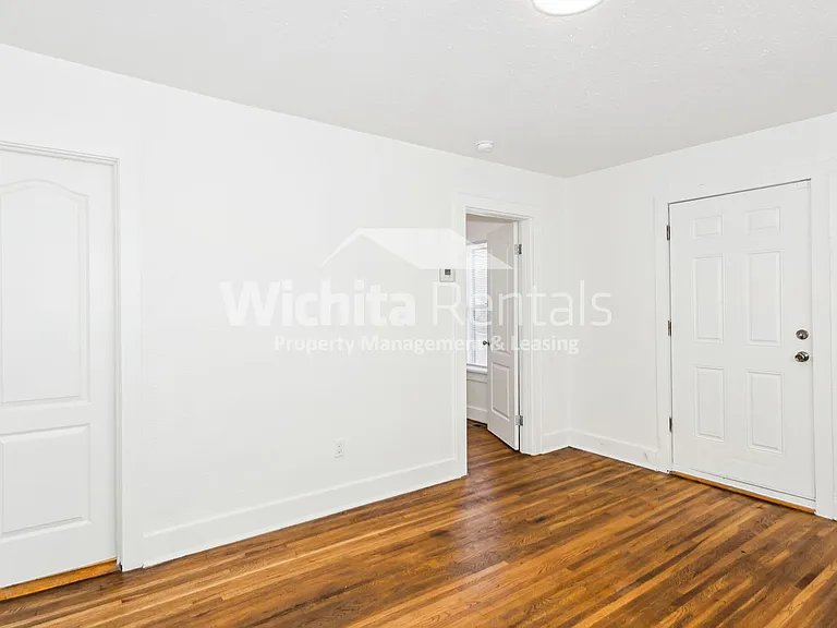 531 S Meridian Ave — Photo 6
