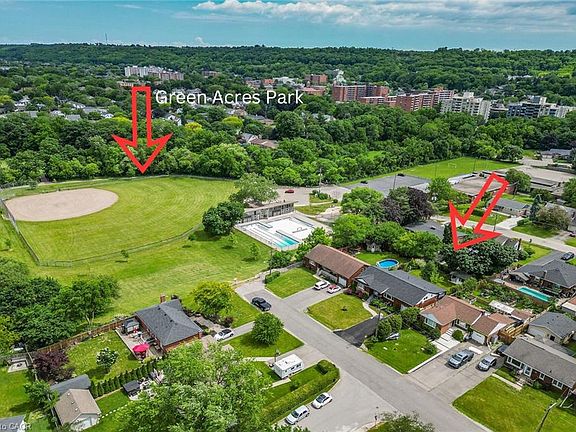 4th image of 55 Glenview Dr