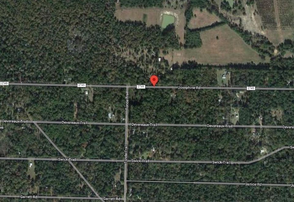 2nd image of 930 Josephine Rd