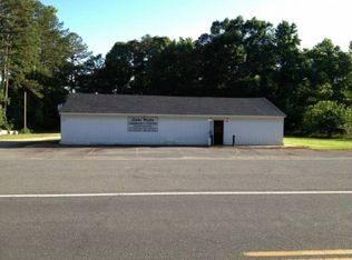 6811 Oakridge Rd, Lake Wylie, SC 29710