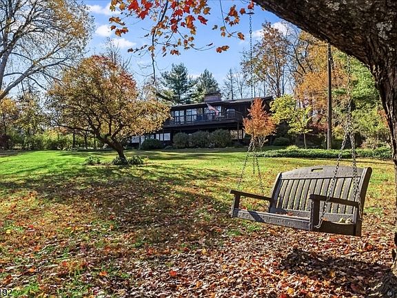 2nd image of 49 Farmersville Rd