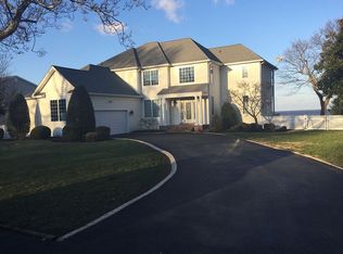 2045 Chesapeake Rd, Annapolis, MD 21409