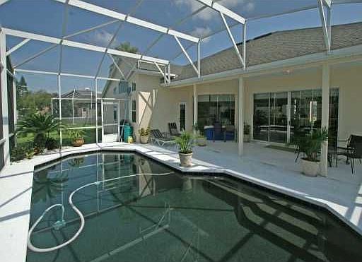 3rd image of 7894 Canyon Lake Cir