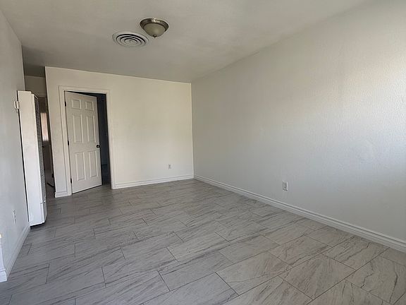 3rd image of 519 Monterey St #B