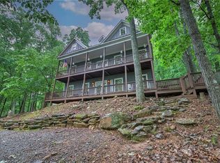 886 Lake Arrowhead Dr, Waleska, GA 30183
