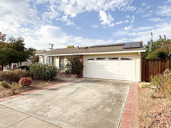2nd image of 5095 Country Ln