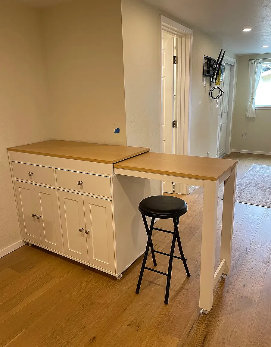 Studio, 340 sqft, $2,000 — Photo 3