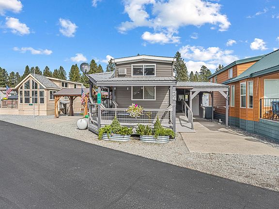 2nd image of 24 Pathfinder Ln