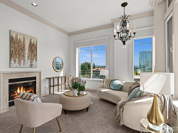 4th image of 1106 108th Avenue NE #704