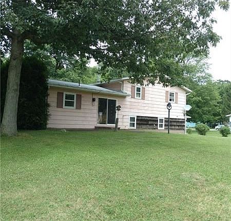 4th image of 47 Bentley Ave