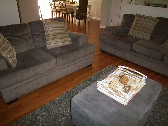 2nd image of 3023 Briarwood Dr