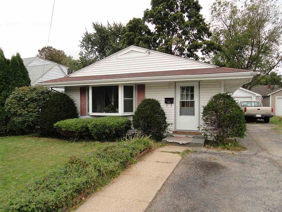 1st image of 718 River Ln
