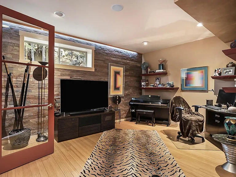 3560 NW Braid Dr — Photo 18
