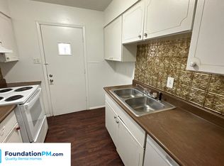 1042 University St, Memphis, TN 38107