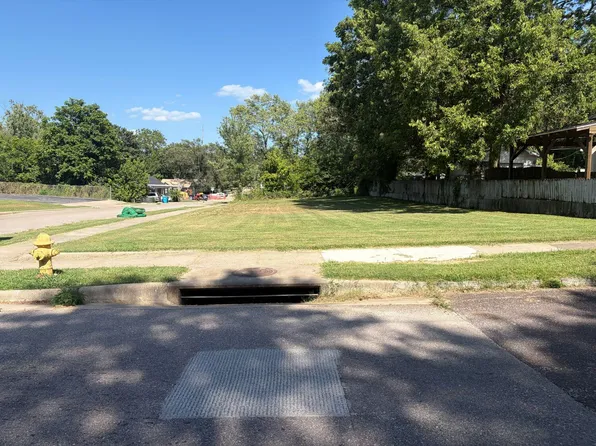 2260 N Campbell Avenue, Springfield, MO 65803