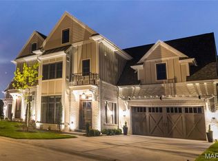 11 Enclave Dr, Saint Louis, MO 63122