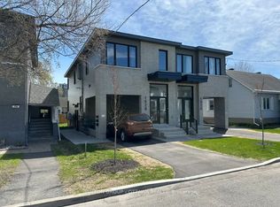152 Columbus Ave #E, Ottawa, ON K1K 1R1