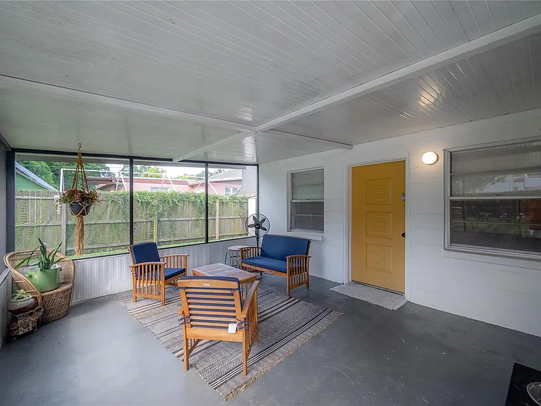 4107 N Seminole Ave — Photo 18