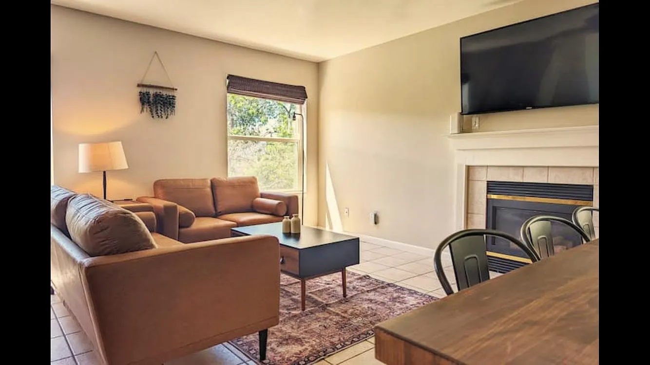 1352 Talley Cir — Photo 2