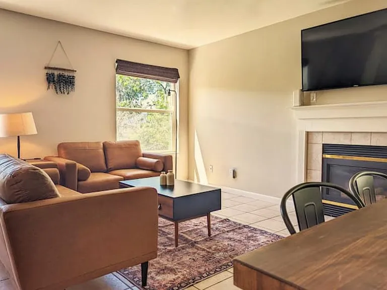 1352 Talley Cir — Photo 2