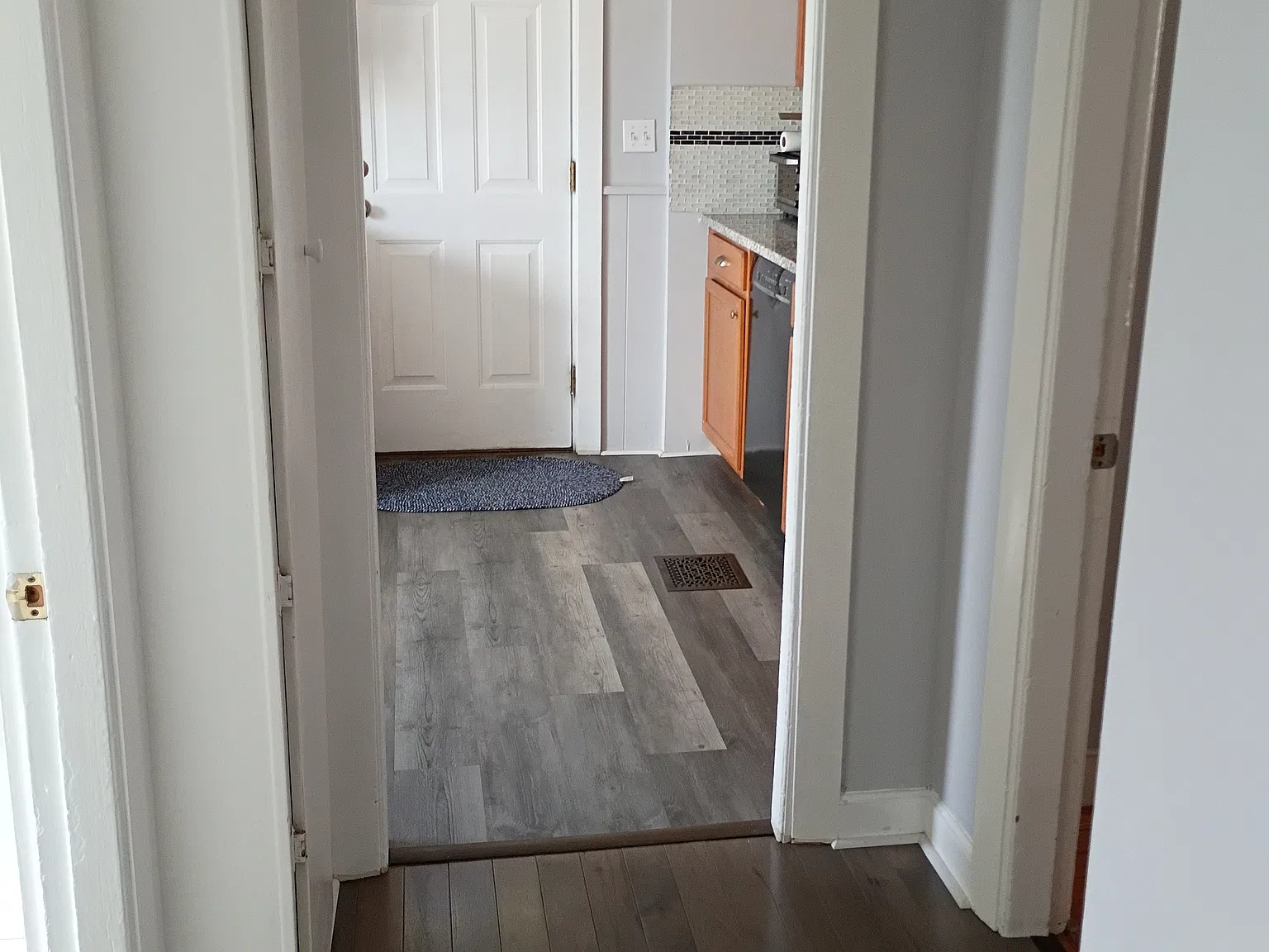 3 bed, 1.5 bath, 1200 sqft, $3,100 — Photo 4