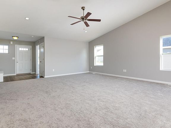 3rd image of 2523 Green Rush Ln