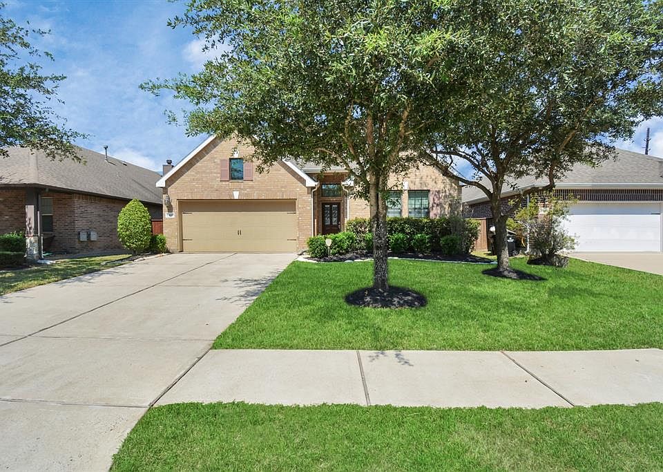 1st image of 24118 Rosalia Court